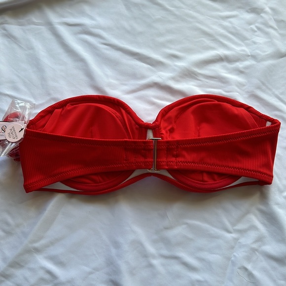 Victoria’s Secret Mallorca Twist Front Red Ribbed Bandeau Bikini Top Size 34D - Picture 9 of 14